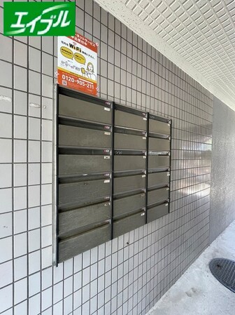 ア－バンポイント川名本町の物件外観写真